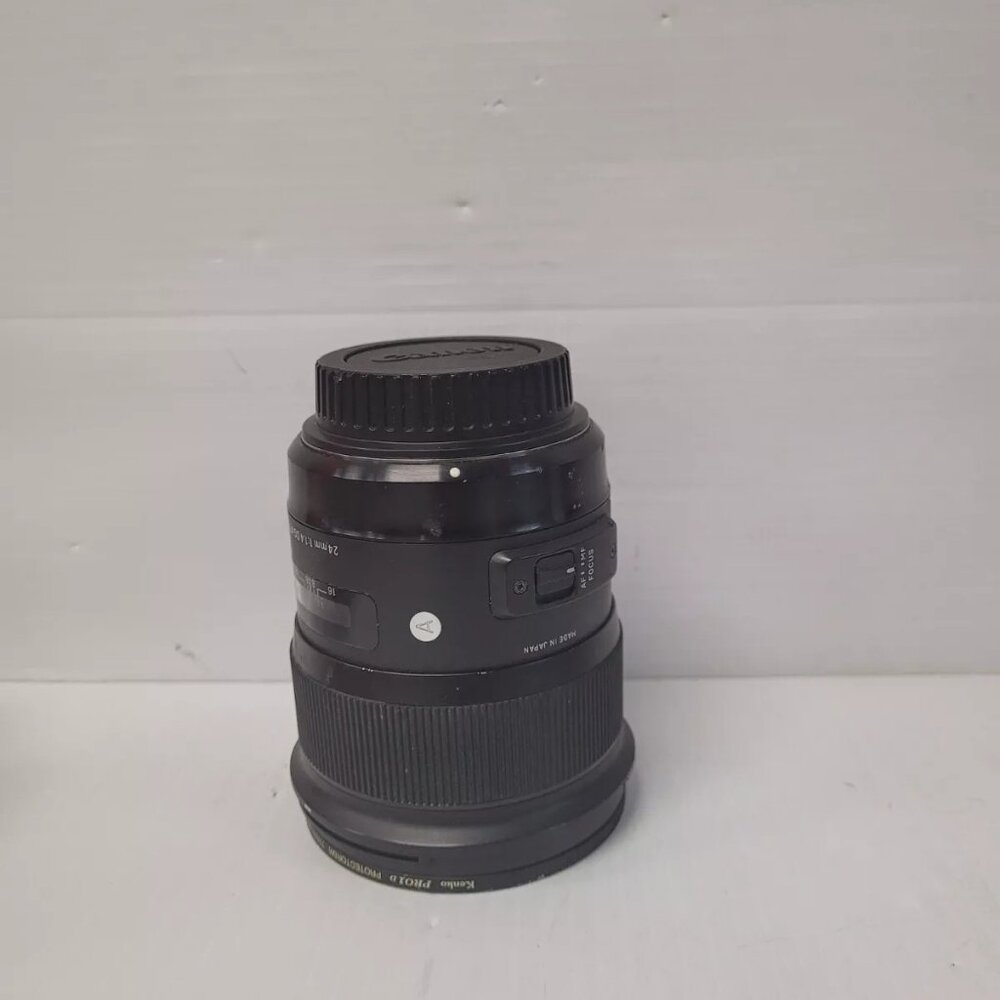 (N72996-4) Sigma 24mm Lens